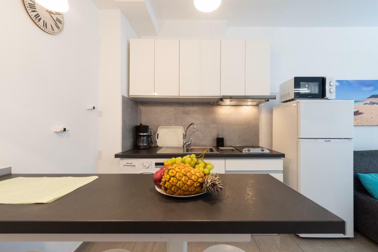 1St Line Studio Las Canteras Beach - Wifi Appartement Las Palmas Buitenkant foto